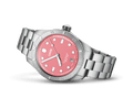 Oris Divers Sixty-Five Cotton Candy Unisex 01 733 7771 4058-07 8 19 18 horloge 38mm met roze wijzerplaat en roestvrijstalen band. Luxe Swiss Made dames- en herenhorloge in retro duikstijl.