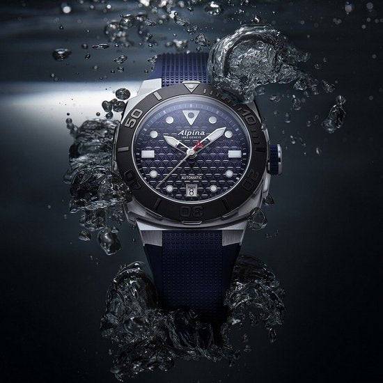 Alpina Seastrong Diver horloge 39mm voor heren met blauwe wijzerplaat en duikring, Swiss made kwaliteit, stijlvol en robuust design.