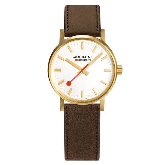 Mondaine EVO2 dameshorloge - Iconisch Zwitsers ontwerp met goudkleurige kast en bruine leren band, 30 mm wijzerplaat voor elegante look.