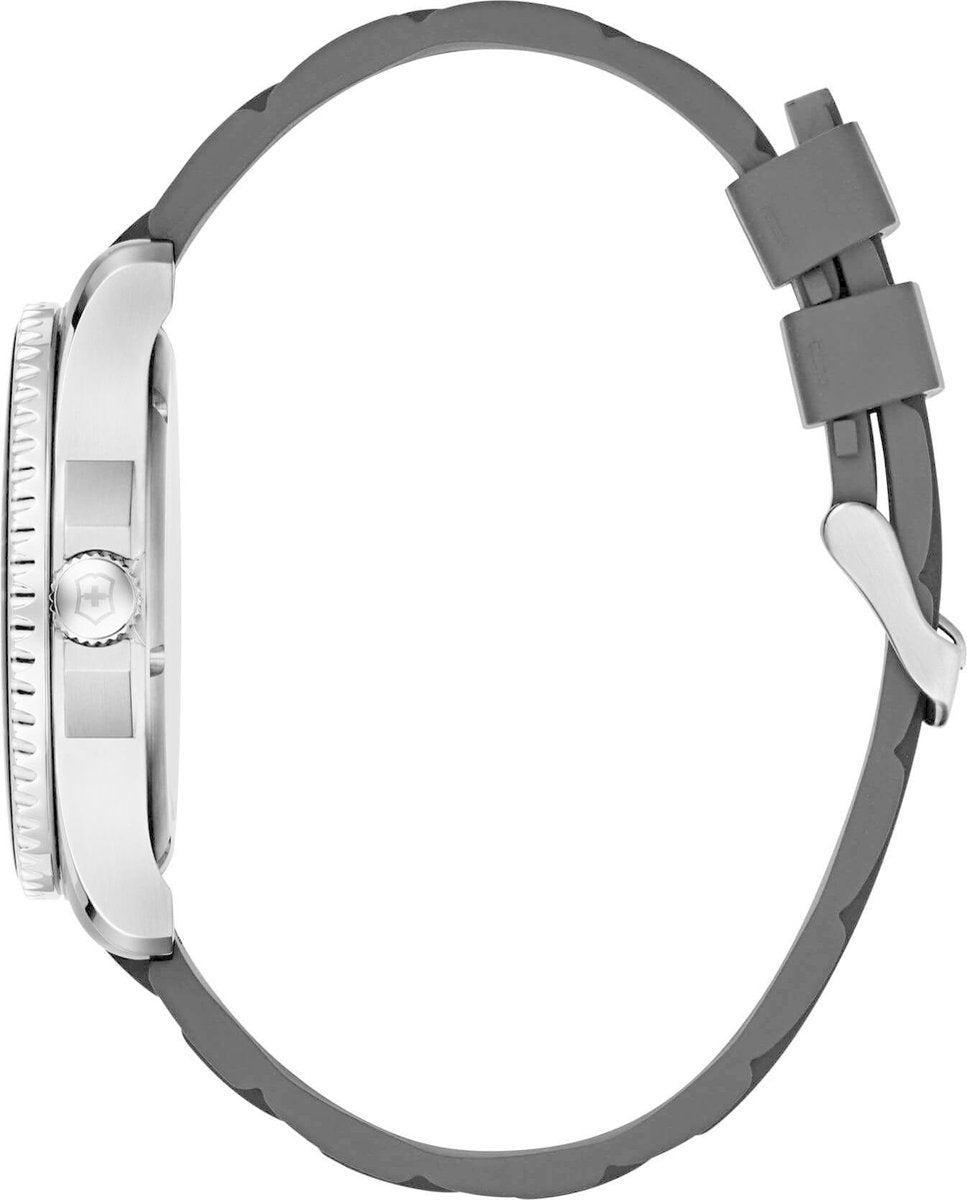 Victorinox Swiss Army Maverick Swiss Made Herenhorloge 43mm
