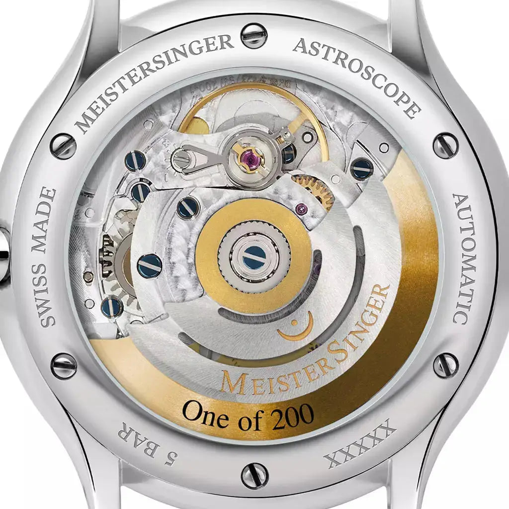 MeisterSinger S-AS902Y Astroscope Black-Yellow Automatic herenhorloge 40mm met zwart-geel design en unieke dagweergave. Luxe Zwitsers horloge voor heren.