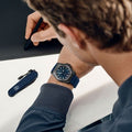 Victorinox I.N.O.X. Herenhorloge 242022.1 43mm met blauwe rubberen band en Zwitsers zakmes, ideaal voor dagelijks gebruik en outdoor activiteiten.